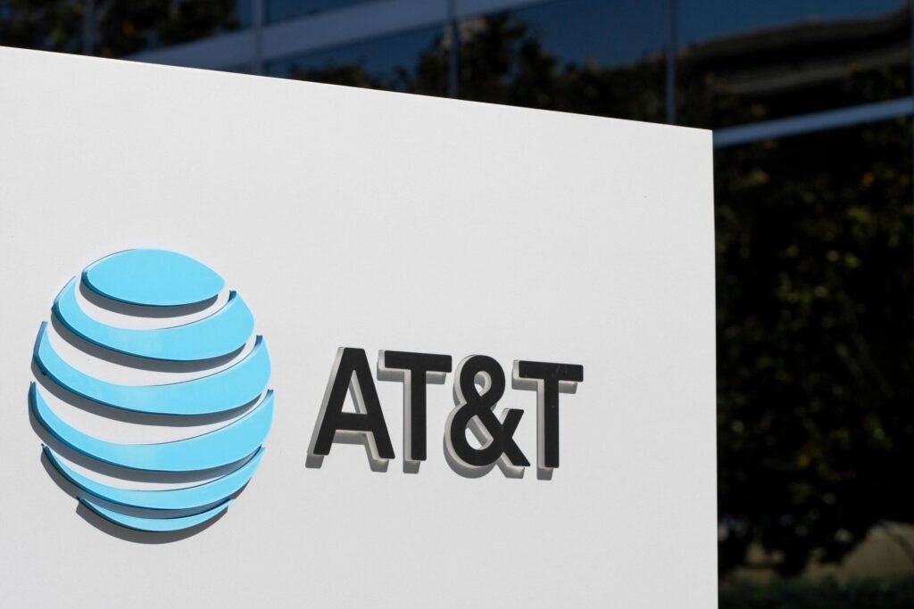 AT&T Shares Rise Following $2 Billion FirstNet Network Modernization Agreement